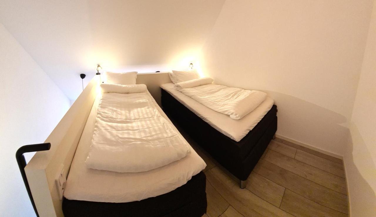 לנדסקרונה Geg Hotel מראה חיצוני תמונה