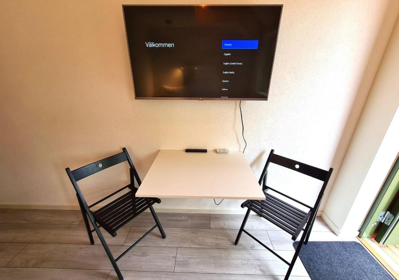 לנדסקרונה Geg Hotel מראה חיצוני תמונה